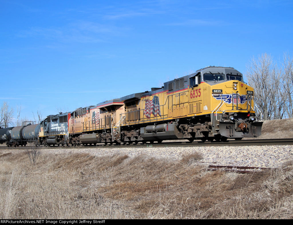 UP 6835
